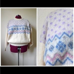 Vintage Alafoss Icewool Cream Pure Wool Print Sweater Pristine Condition Medium